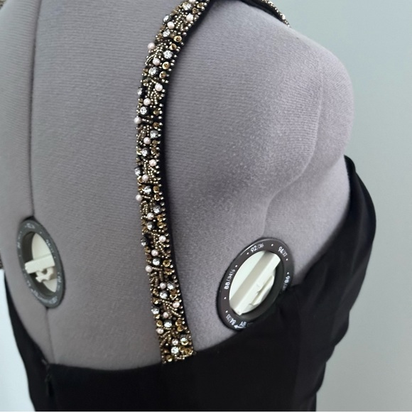 JS Boutique sequin embellished neckline straps black ball gown cocktail size 6 - Picture 5 of 9